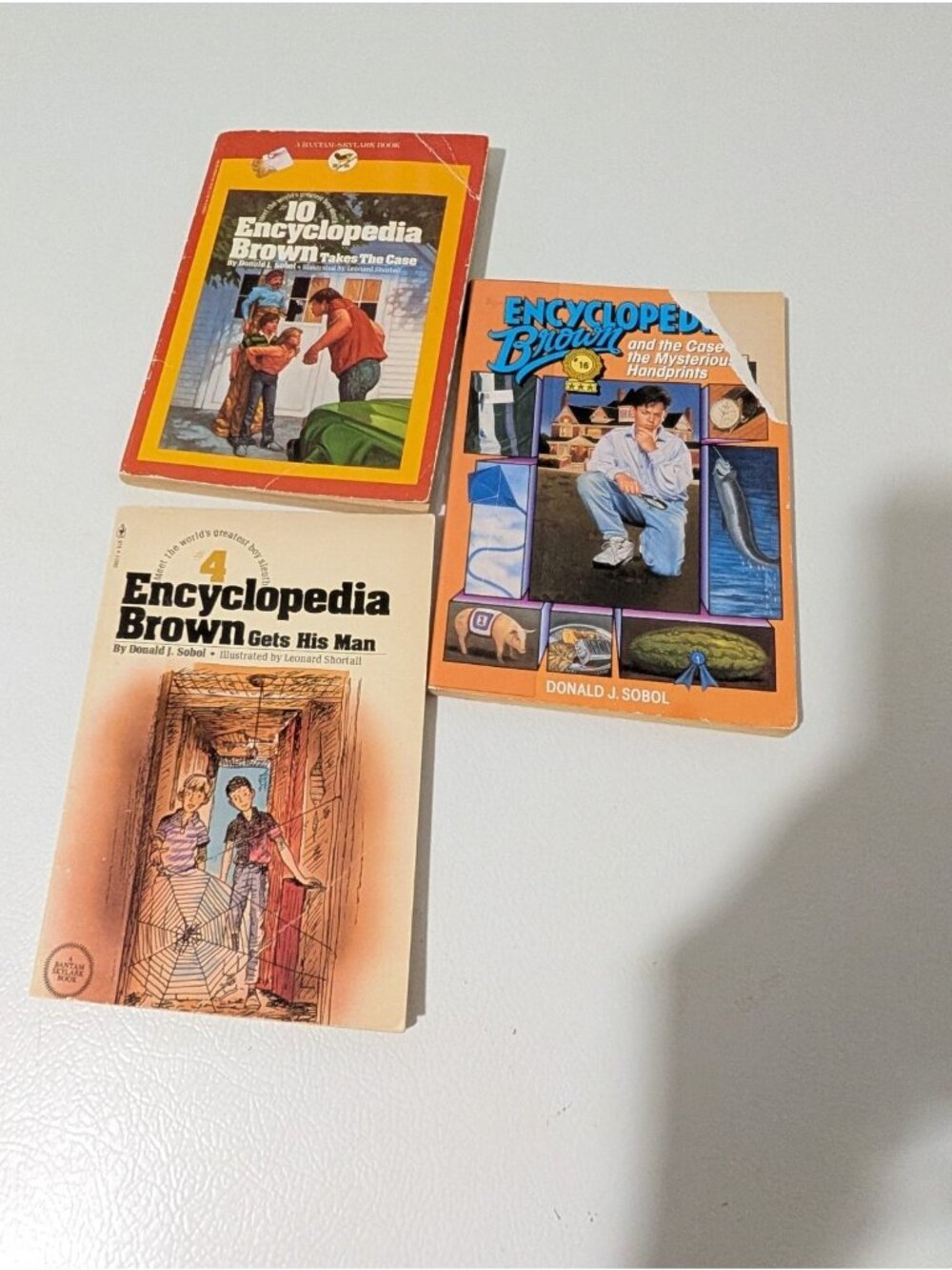 Vtg Encyclopedia Brown Boy Sluth Lot of 3  Donald J. Sobol # 4,10,16 PB ex-lib